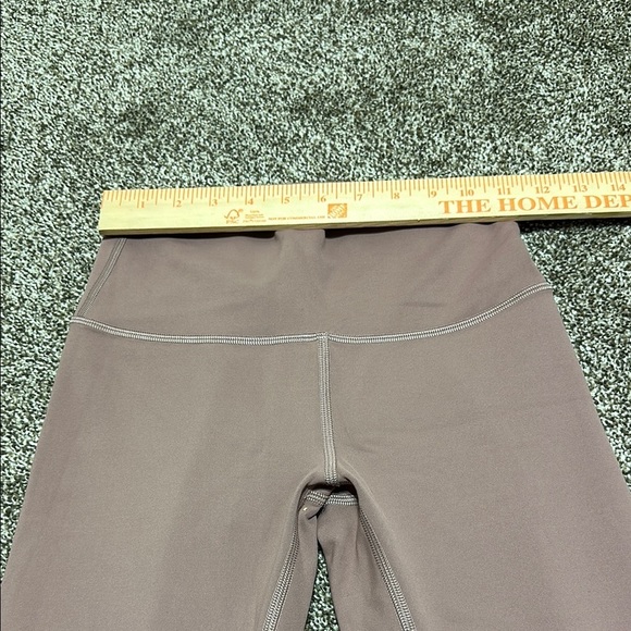 Lululemon Wunder Train HR tight 25” size 6 mauve pink EUC - Picture 8 of 9